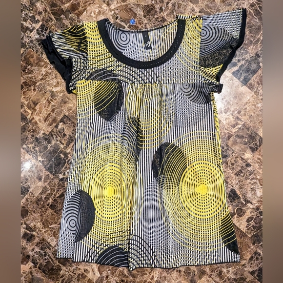 5/$25 Ing Black and Yellow Blosue - Picture 1 of 7
